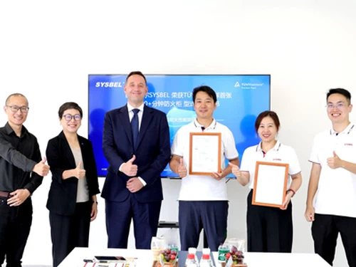 SYSBEL uppnår TÜV Rheinland världens första 120+ Minute EN brandsäkra skåpcer...